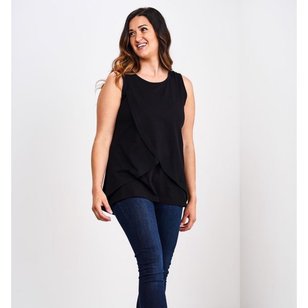 Bundle of two nursing tanks